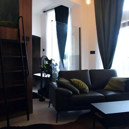 Apartment Deer - Exclusive